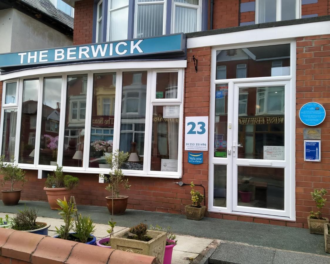 The Berwick - Over 40'S Only Blackpool Exterior foto