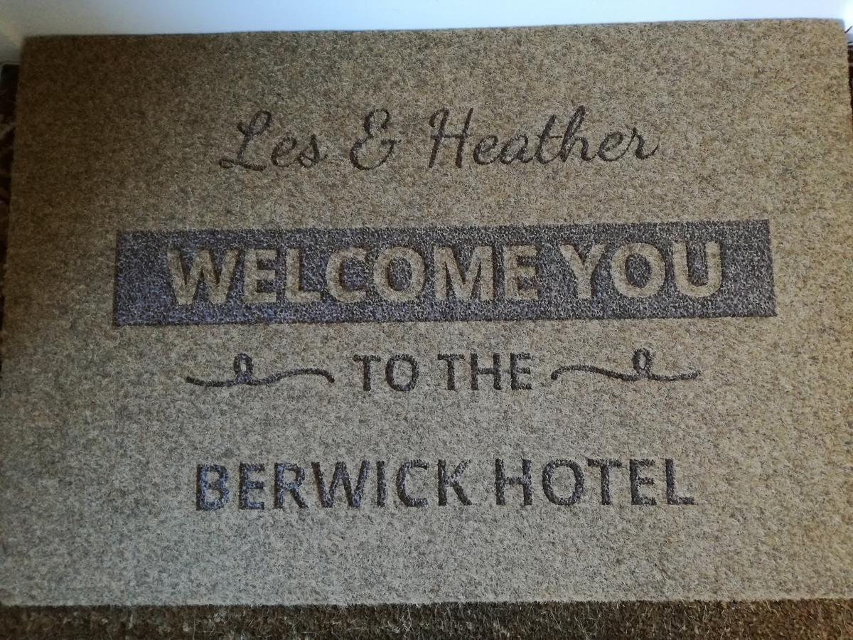 The Berwick - Over 40'S Only Blackpool Exterior foto